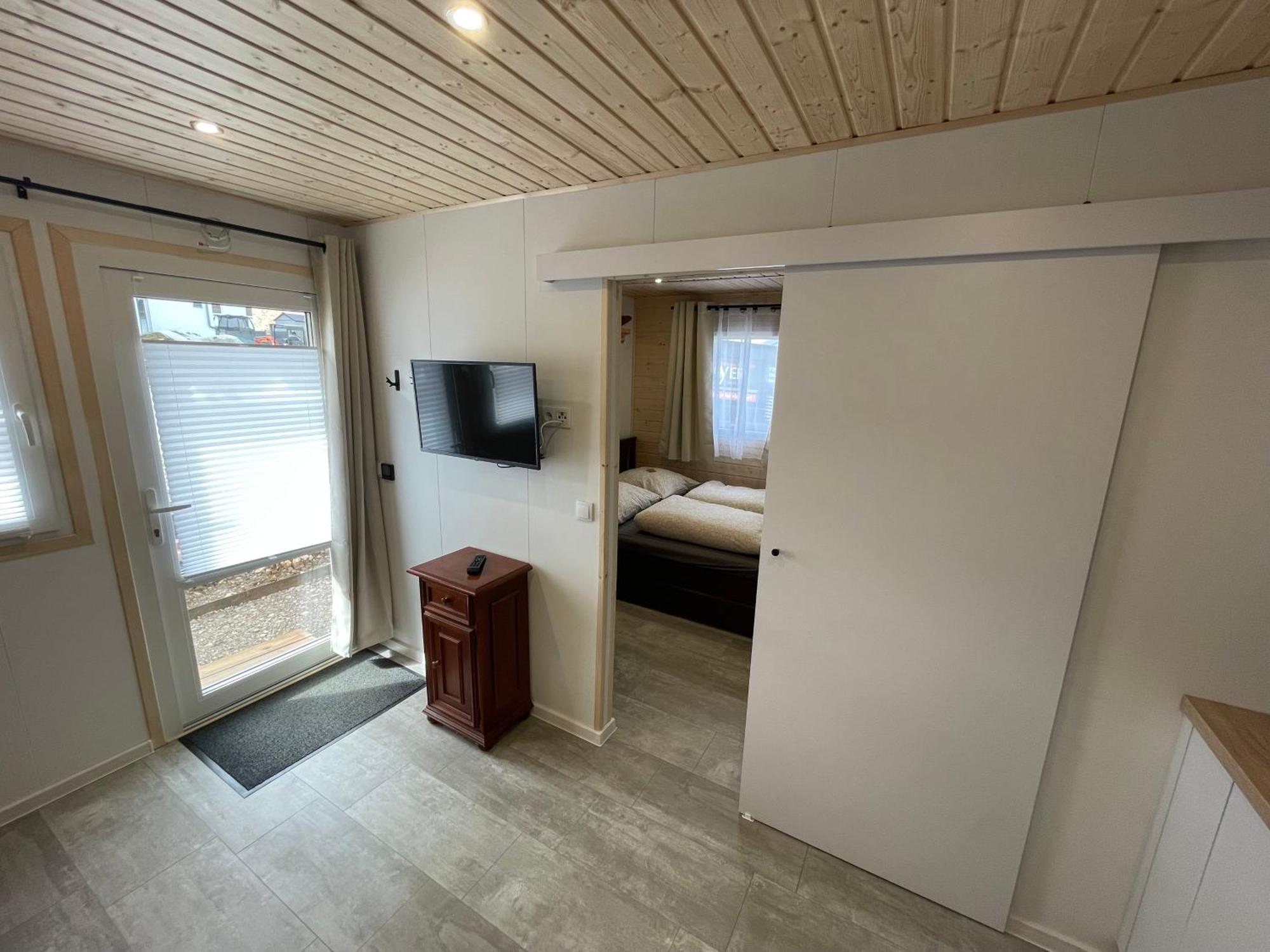 Tinyhaus #4 Huelben - Ortsrand - Kostenlose Parkplaetze Hulben Ngoại thất bức ảnh